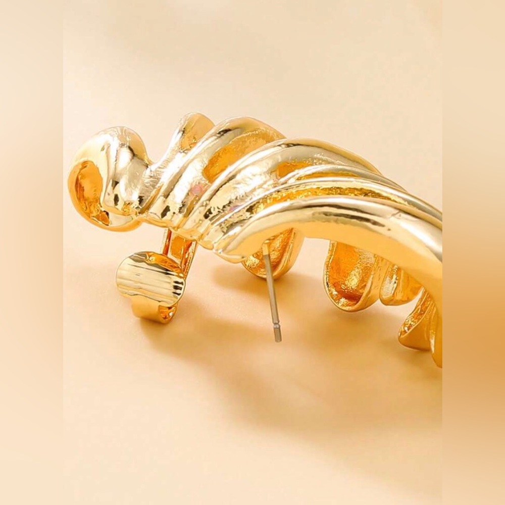 New Zara Chunky Metallic Ear Cuffs Earrings - Picture 13 of 16